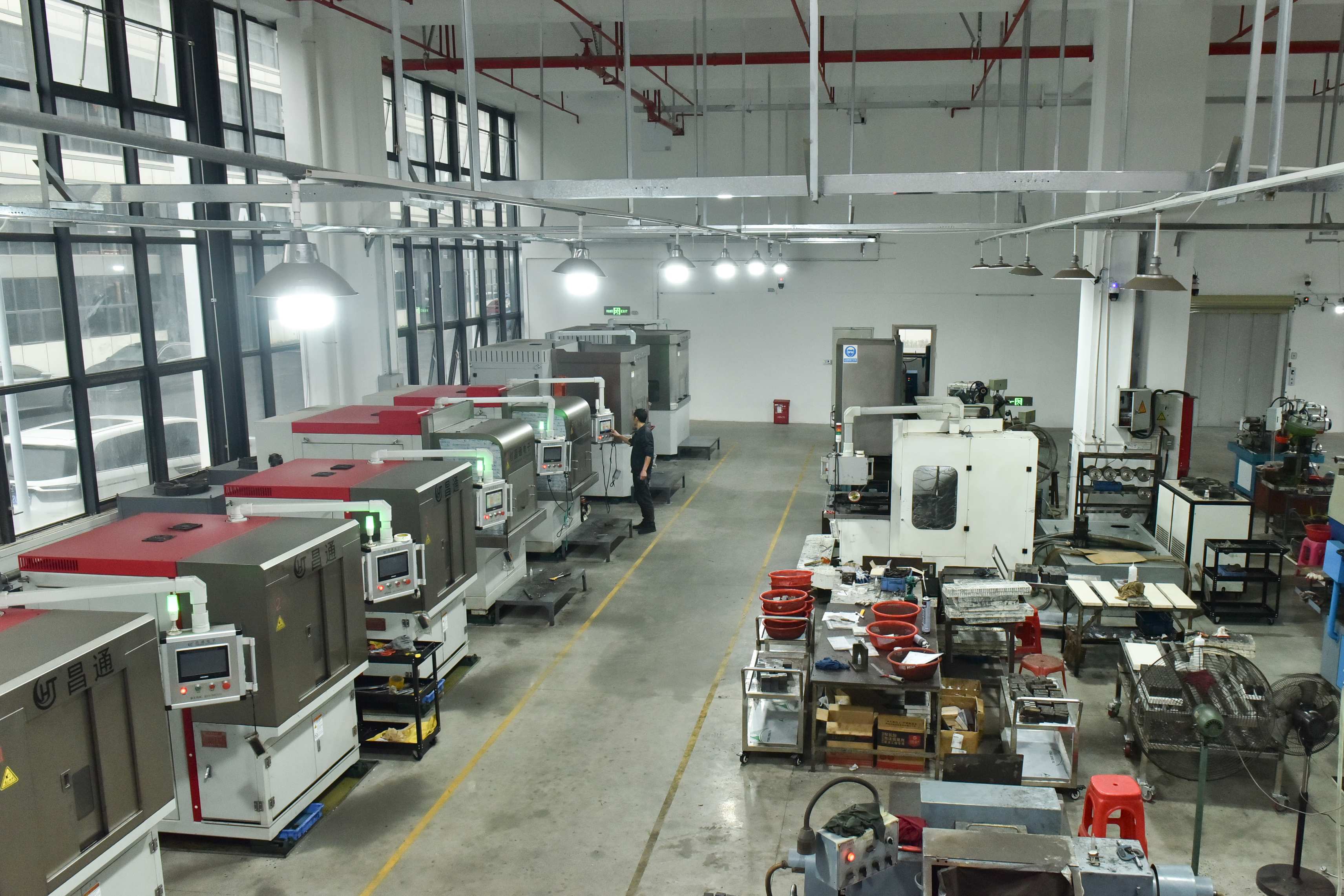 Magnet、magnetic wheels、climbing wheels、magnetic components、climbing robot、high-altitude working wall climber、magnetic application solutions、wall-working robot、wall-mounted mobile robot、wall-climbing robot、tank sandblasting and derusting、high-altitude cleaning、wind tower inspection